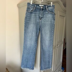 Risen High Rise Crop Straight Jeans size 31.